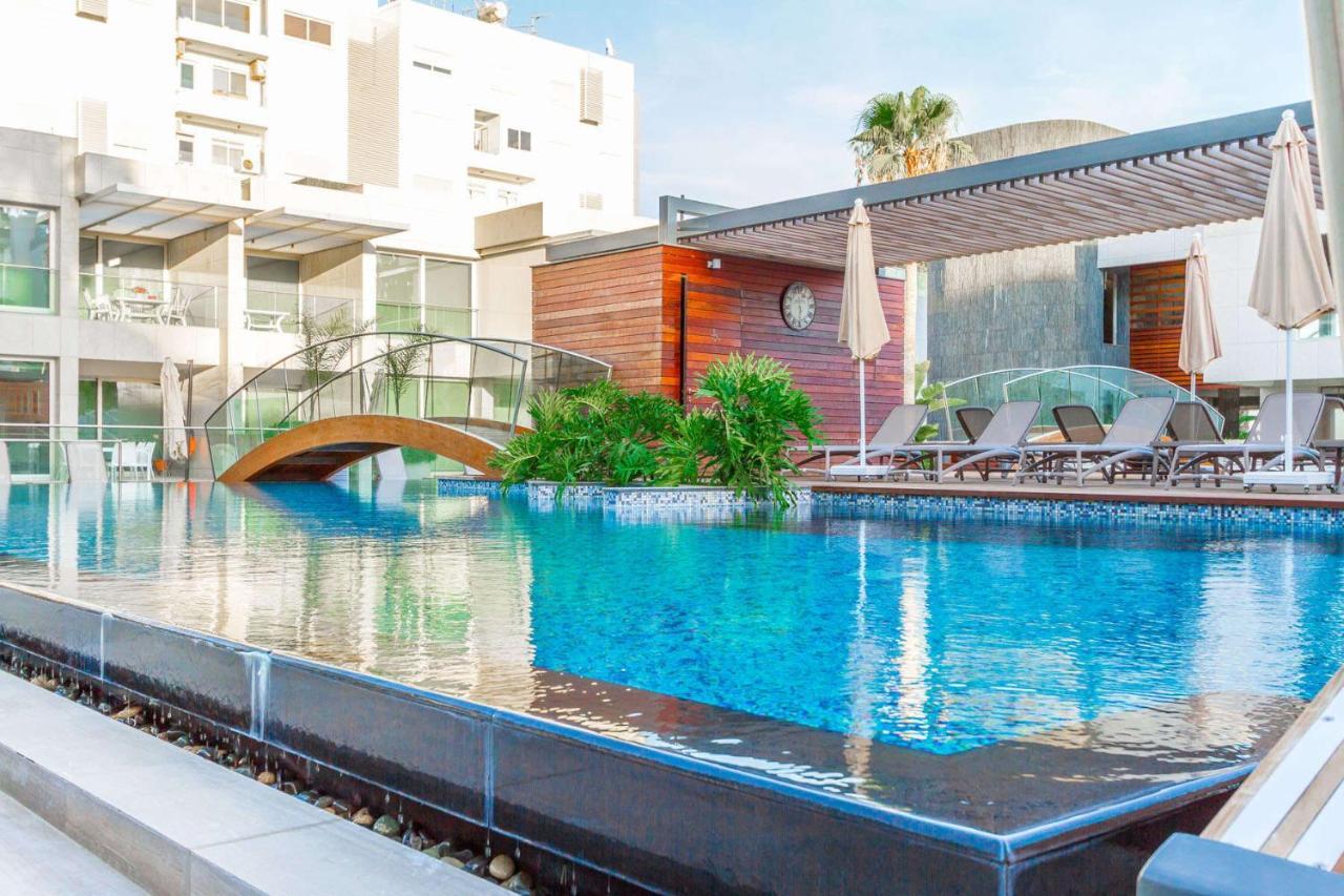 Opera Exclusive Apts By Trulycyprus Limassol Zewnętrze zdjęcie