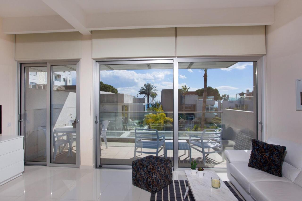 Opera Exclusive Apts By Trulycyprus Limassol Zewnętrze zdjęcie